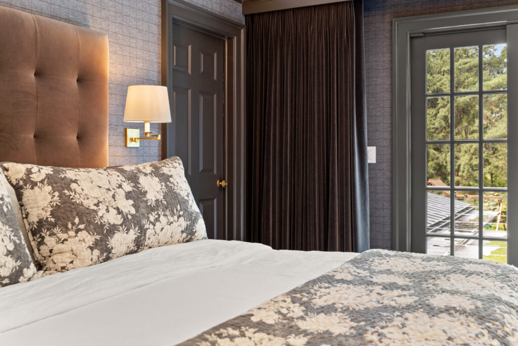 714 Lake Ave, Greenwich (90)